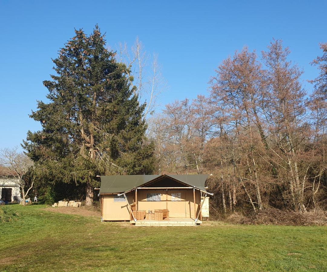 Luxury Safari Tents At Moulin Du Pommier Glamping & Camping Saulgond Eksteriør bilde