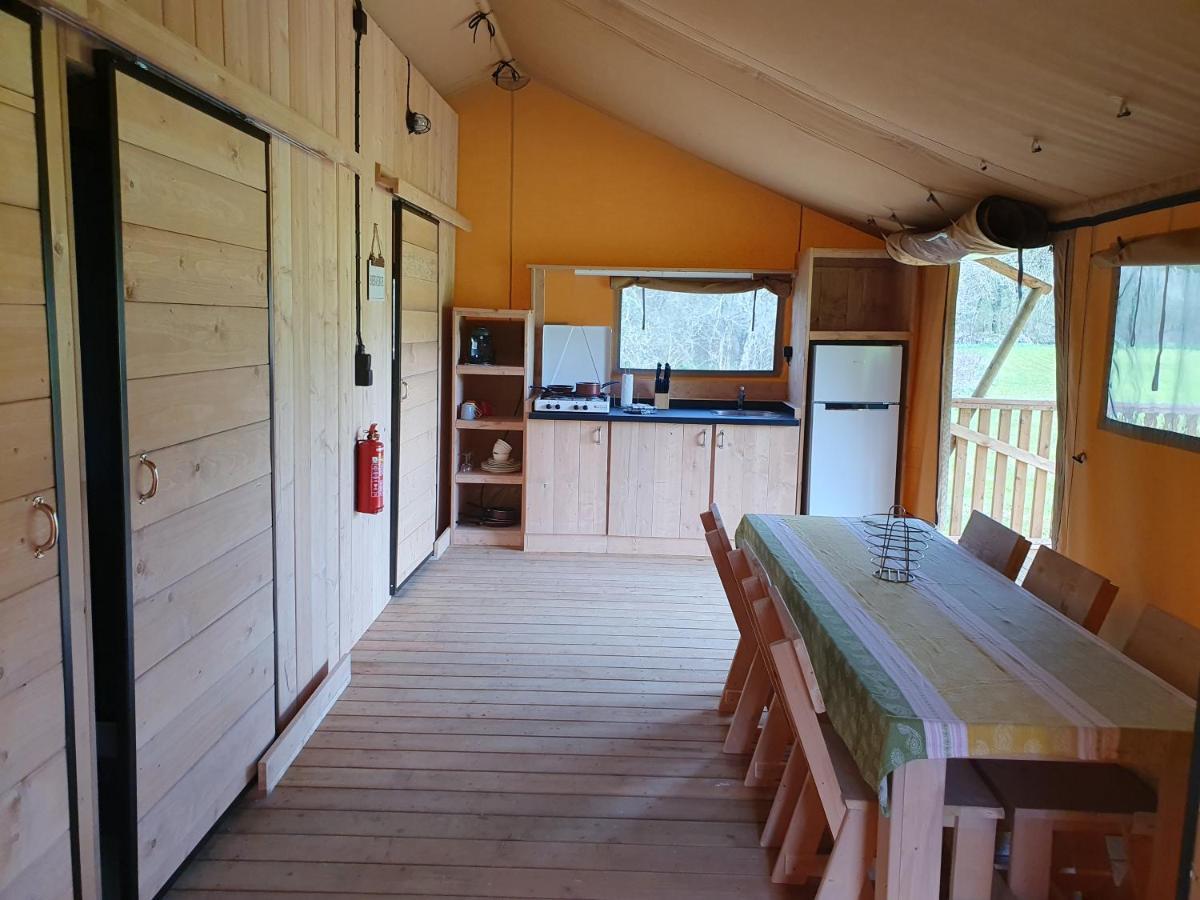 Luxury Safari Tents At Moulin Du Pommier Glamping & Camping Saulgond Eksteriør bilde