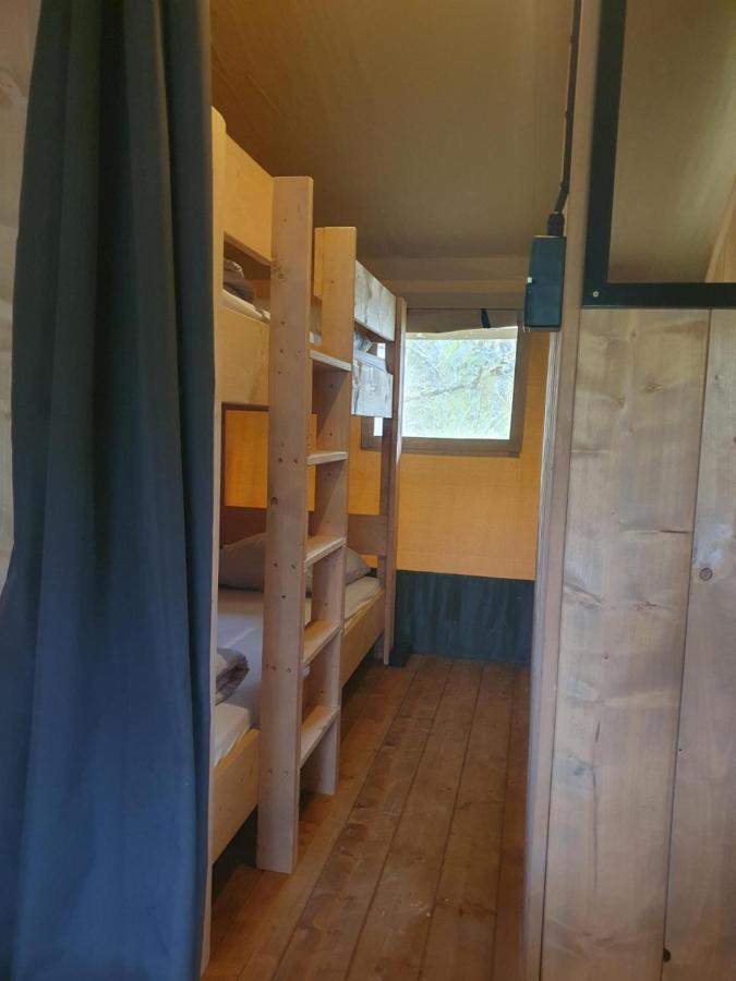 Luxury Safari Tents At Moulin Du Pommier Glamping & Camping Saulgond Eksteriør bilde
