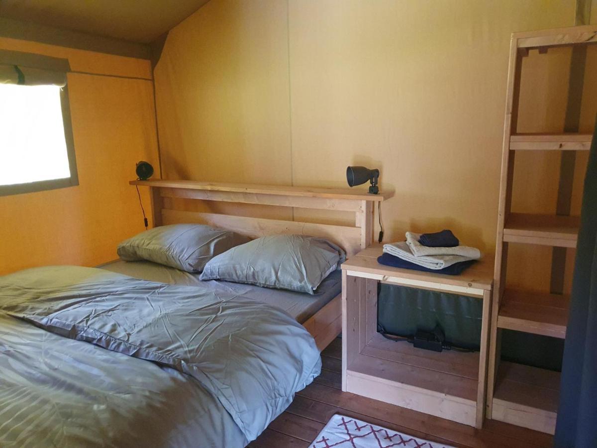 Luxury Safari Tents At Moulin Du Pommier Glamping & Camping Saulgond Eksteriør bilde