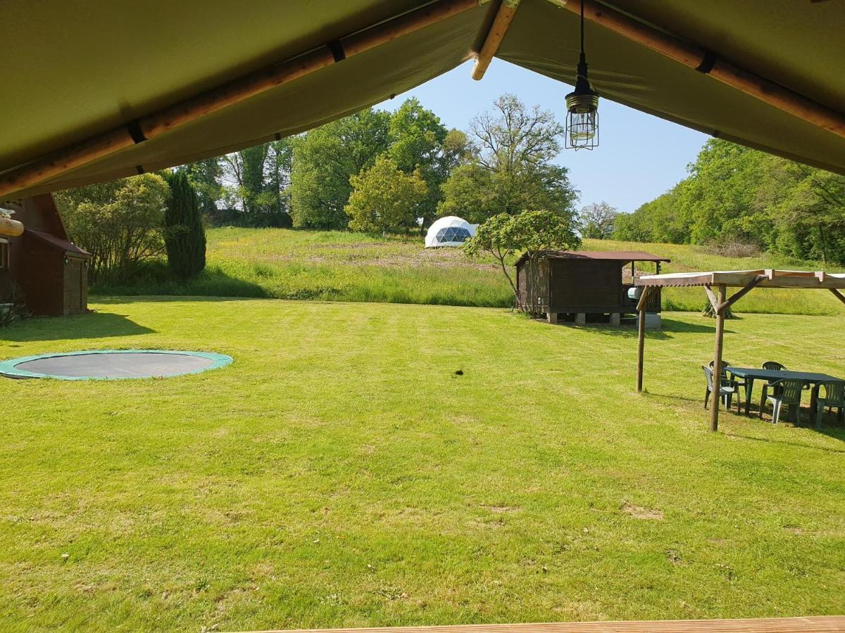 Luxury Safari Tents At Moulin Du Pommier Glamping & Camping Saulgond Eksteriør bilde