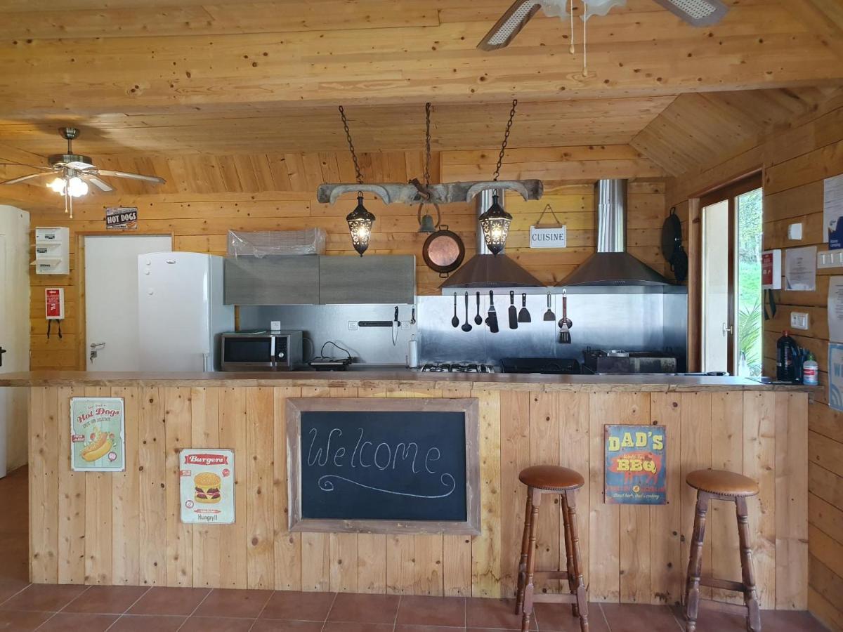 Luxury Safari Tents At Moulin Du Pommier Glamping & Camping Saulgond Eksteriør bilde