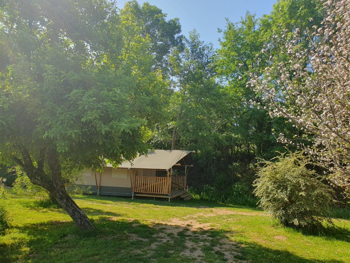 Luxury Safari Tents At Moulin Du Pommier Glamping & Camping Saulgond Eksteriør bilde