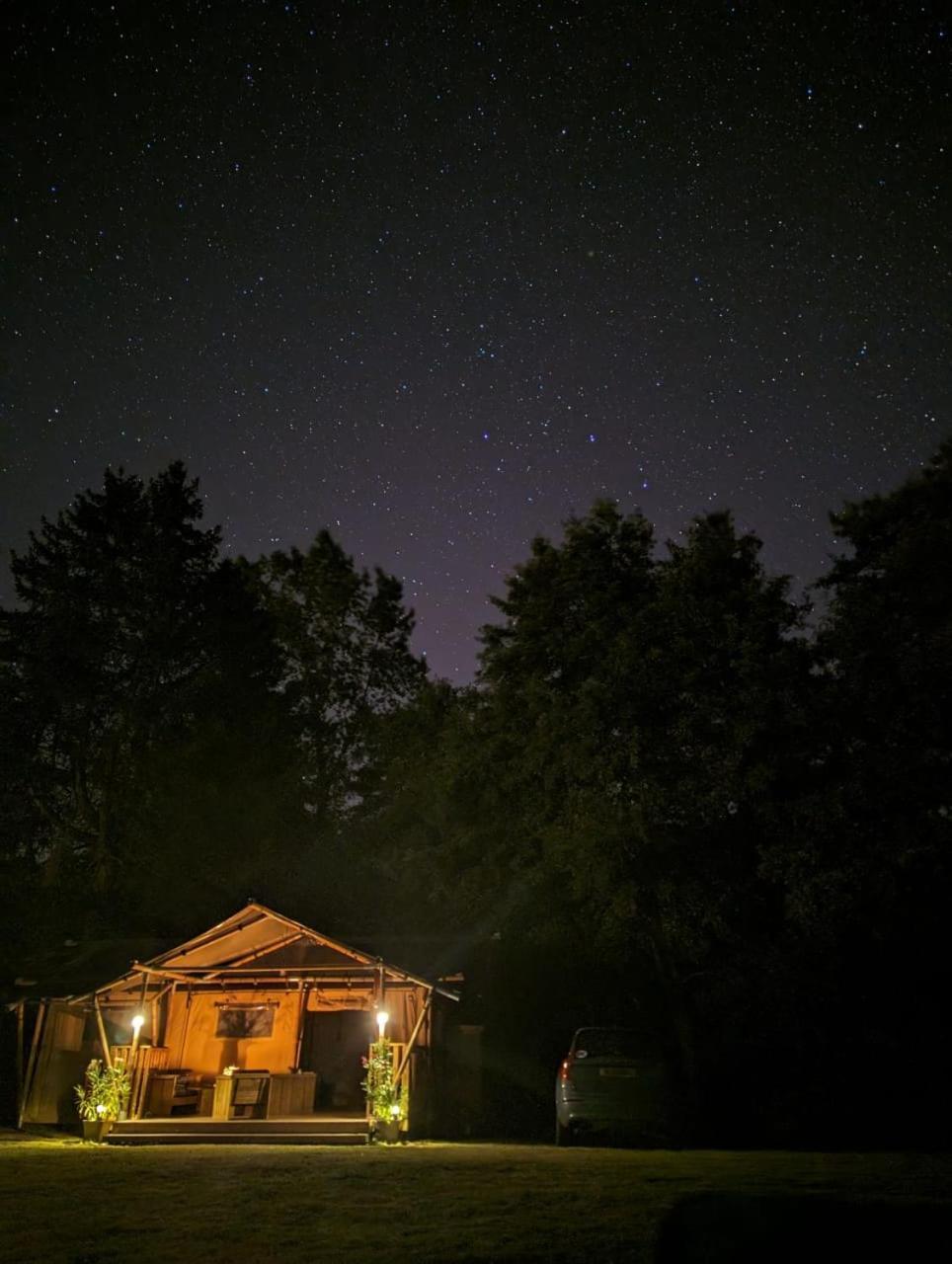 Luxury Safari Tents At Moulin Du Pommier Glamping & Camping Saulgond Eksteriør bilde