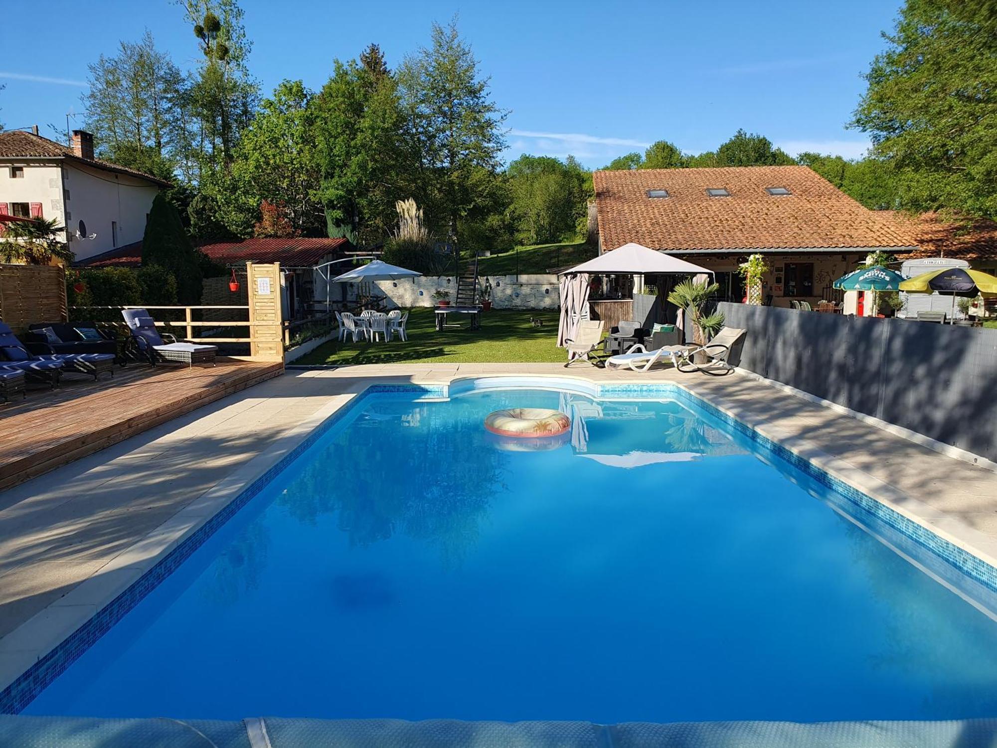 Luxury Safari Tents At Moulin Du Pommier Glamping & Camping Saulgond Eksteriør bilde